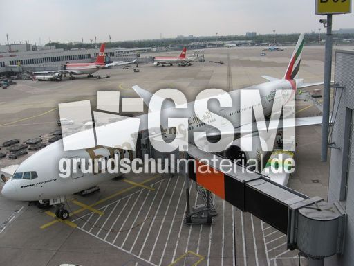 Boeing 777-300ER_2.JPG